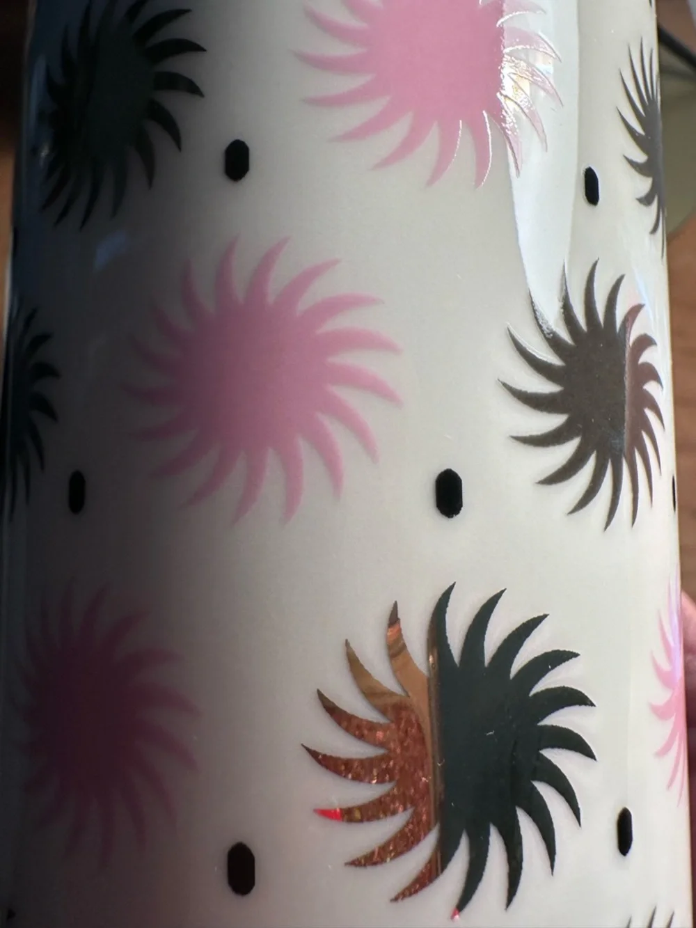 New in box-LA FONDA DEL SOL CERAMIC VASE